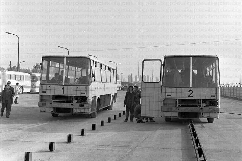Ütköztetési kísérlet Ikarus 250-es autóbuszokkal –&nbsp;1973